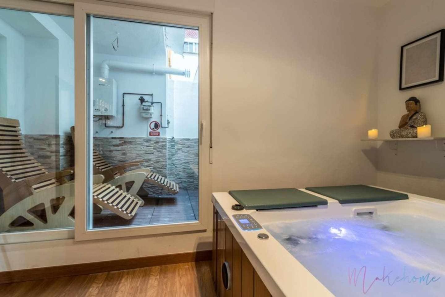 Lujo A Tu Alcance Con Spa Y Garaje Pleno Centro Huelva Exterior photo